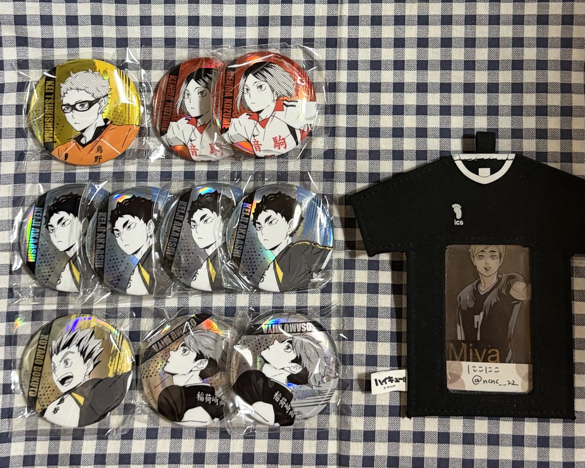 ncnc__22's tweet photo. 【交換】ハイキュー!!
ジャンプ シャイニー缶バッジ

譲 ）月島￤孤爪￤木兎￤赤葦￤宮治

求 ）宮侑

＊大阪市内手渡し or 郵送
＊初回様プロカ必読

お気軽にお声がけください( ¨̮ ) https://t.co/S68iMbDSOC