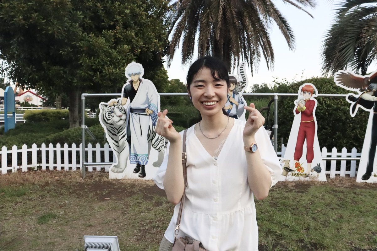 nt_sumr's tweet photo. 絵美さんと銀魂コラボ中の東武動物園に行ってきました！！
一眼レフカメラを持ってお出かけ📷
大人になっても動物園は楽しいですね😊

ホワイトタイガー初めて見ました😳
ホワイトタイガーの正式名称は「ペンガルトラの白変種」今は野生で見ることができないみたいです。貴重✨ https://t.co/4DSxWK736X