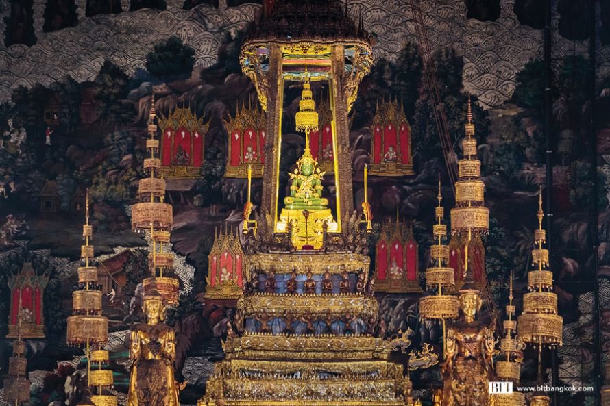 Beerry_Khonpp's tweet photo. สวัสดีเช้าวันอาทิตย์ ใครที่ผ่านมาเห็นขอให้พระแก้วมรกตจงอวยพรให้มีวันหยุดที่ดี ไม่มีอุปสรรค ใครไปเที่ยวก็ขอให้เดินทางโดยสวัสดิภาพ 🙏🏻🙏🏻 https://t.co/x1cr4o4tJ4
