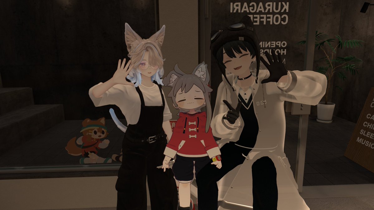 AuroraVRC1's tweet photo. 賑やかなイベントですごく楽しかったです。
間近で王子ワールドが見れて大変満足でした！
頭撫で慣れて不機嫌になる匠さん可愛かった～
次回の開催楽しみにしています！

 #喫茶0時38分 https://t.co/U41PAgXAJY