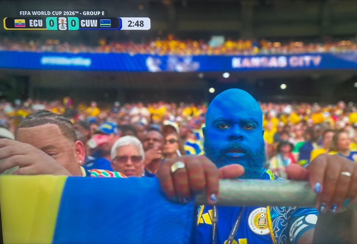 DschlopesIsBack's tweet photo. This black man is in full-on blue face.

This is very racist and offensive towards the Smurfs and the Blue Man Group and he should be thrown out of the stadium immediately. https://t.co/bLsbRzNI2Y