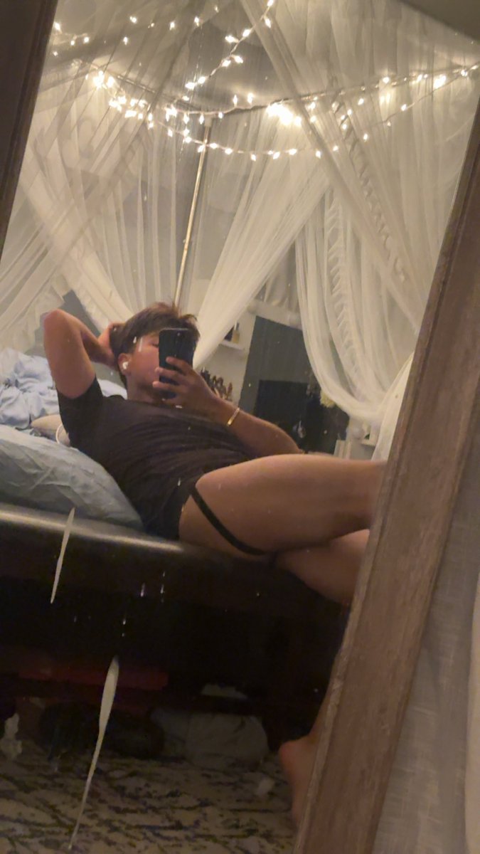 Alered474483's tweet photo. Looking hella good 😉

#freakyviral #onlyfans #18plus #Mexican #fypD #explore #Chudai #zzzero #ExclusiveContent https://t.co/U3diSJmeIP