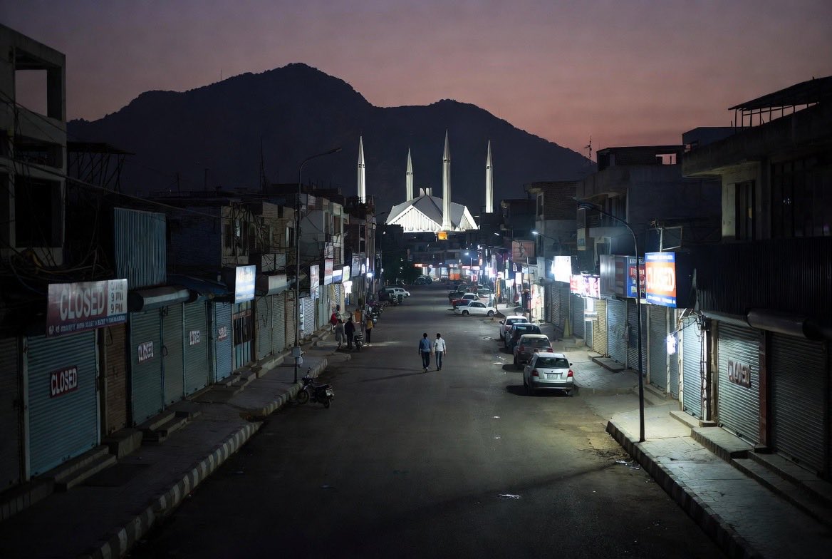 Huk06's tweet photo. Rant on lockdown incoming:

It’s really hot. People leave their homes after sunset. It’s the weekend so they go to places, do tasks, eat out etc. Then suddenly it’s 9, lockdown hits and everything stops.

Punjab and Sindh do not have Lockdown so what’s Islamabad’s lockdown going to achieve in its effect on national economy? Nothing actually. 

All you’re doing is killing hyperlocal economic activity. Less InDriver rides, less customers for every shop, and honestly unnecessary stress for everyone being forced to close down kicking their customers out (happened to me. I was getting a hair cut!).

You’re inflicting outsized economic damage on the private sector and ordinary citizens while delivering questionable savings.

You’re destroying peak hour revenue for your key smb economic actors. These 3+ hours are when they make the most money. You’re reducing incomes everywhere. In this heat fruits last least, yet you’re forcing their buyers off the street dramatically increasing wastage. None of this is worth it for the energy saved.

Please end this ridiculous lockdown.