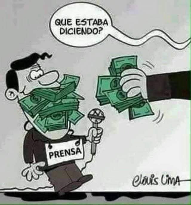 BetitoCote's tweet photo. @yasnalewin Yasna, Este weon de @jumastorga  le pagan por defender a este gobierno y ensuciar la imagen del ex-presidente Gabriel Boric, Astorga es cómplice de toda la mierda corrupta
Por weones como estos, Matias del Río, Moschiatti, Repennig tenemos un país desinformado IGNORANTE https://t.co/aLSjEqEqzl