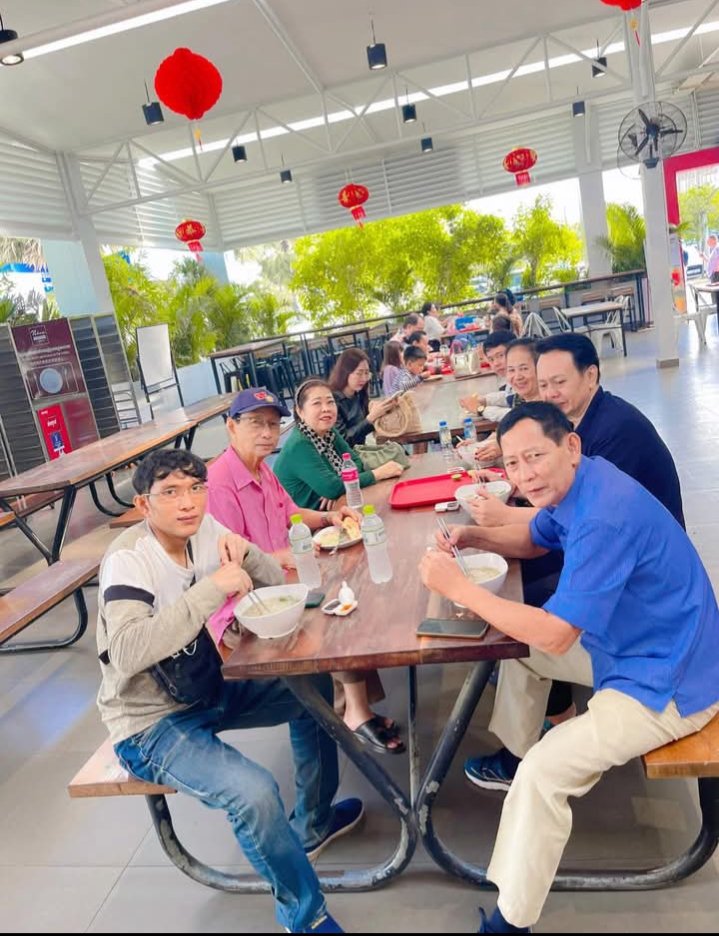 bunnarithy's tweet photo. អនុស្សាវរីយ៍ ព្រលានយន្តហោះអន្តរជាតិភ្នំពេញពោចិនតុង https://t.co/6nMGSWu5fK