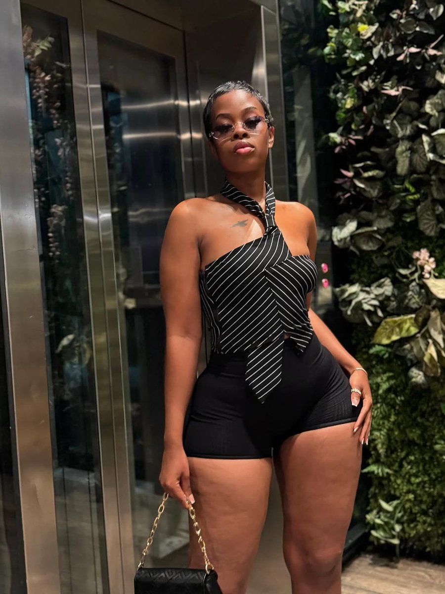 ayandah____'s tweet photo. https://t.co/SZ6dXJZiQU