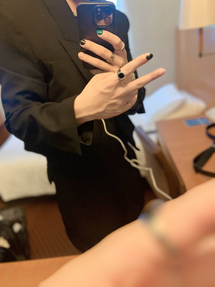 Cameron_sub's tweet photo. 最終日チェキ会！！
気軽に会いに来てね🍈 https://t.co/6em3ALj7cc