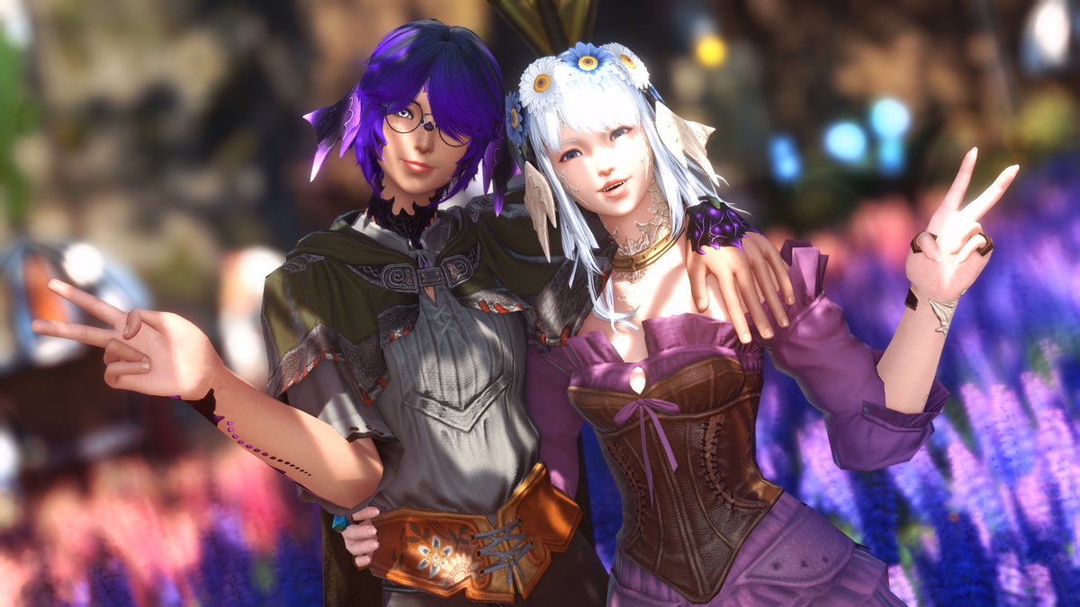 RaylaVoltViper's tweet photo. Good times with good friends at the Solstice Faire with @ThatOneFishra <3
#gpose #gposes https://t.co/2AnITaNXf3