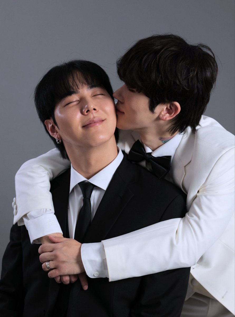 20230119jsh's tweet photo. 포토북 오늘부터 ‼️‼️‼️‼️‼️‼️‼️‼️ https://t.co/DmQVLTdeHa