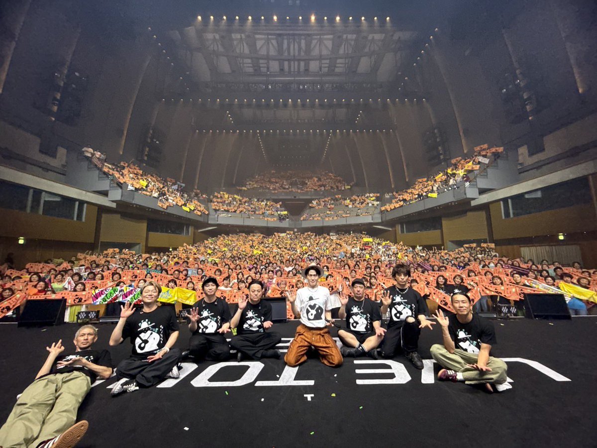 th_groove's tweet photo. ナオトインティライミTOUR2026
なら100年会館
昨日も最高の盛り上がりだった✨
笑顔がいっぱいこっち向いてる景色って、ほんとハッピーなの皆んなにも見せてあげたい！
ナオトもめっちゃ楽しそうな笑顔でこっち向いて来るよ☺️
今日も沢山の笑顔味わっちゃお！
静岡へGO！ https://t.co/C66ATh8Z2f