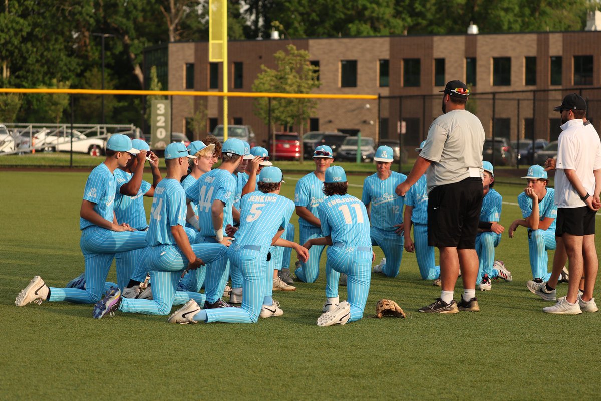 GhostSquadOH28's tweet photo. Ghost Squad holds off Bam Diamond 6-5 to take the win. 3-1 on the week. On to bracket play tomorrow. #Ghost https://t.co/95ILUuXOqb