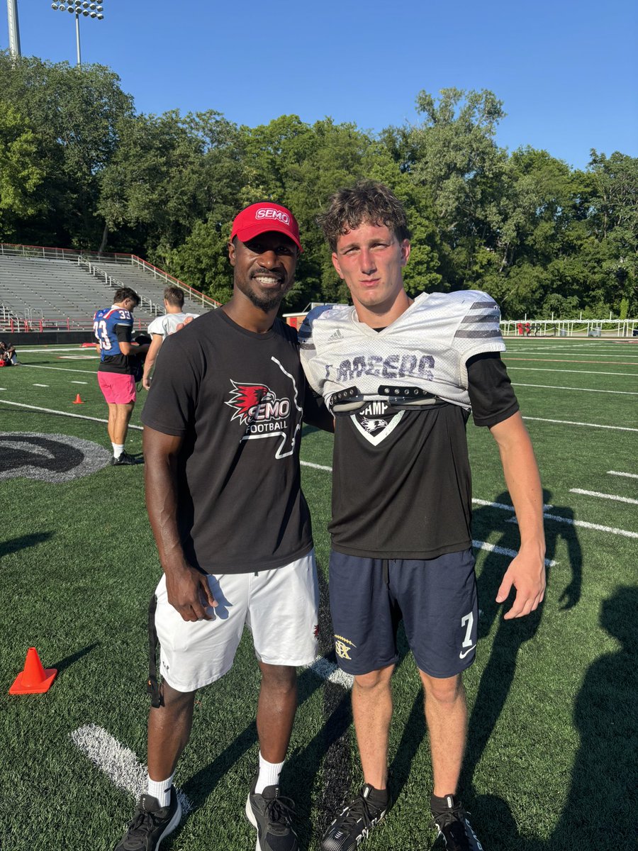 lynnden09's tweet photo. I had a great time competing at the @SEMOfootball camp this evening! Definitely got way better today with help from the players and coach’s at SEMO football. Thank you @Coach_Drury @Coach_GSanders for the opportunity to compete. 

@JPRockMO @StPX_Football @CoachFrankRay @GSV_STL https://t.co/gHbUYcH4mJ
