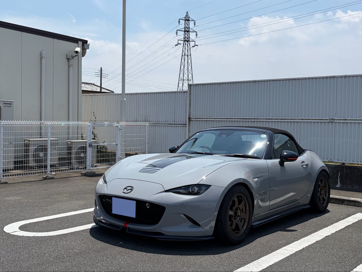 ib_rsl's tweet photo. タイヤとホイールを変えて、コレで思った方向になる筈と信じたい…。
あぁ、コレがロードスター沼か…。
ポルシェ乗ってないなぁ〜 https://t.co/QQoA8yPrOf