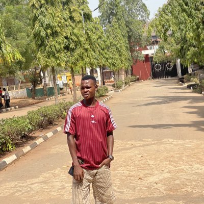 AyoniJr's tweet photo. #NewProfilePic https://t.co/k3q448qmVJ