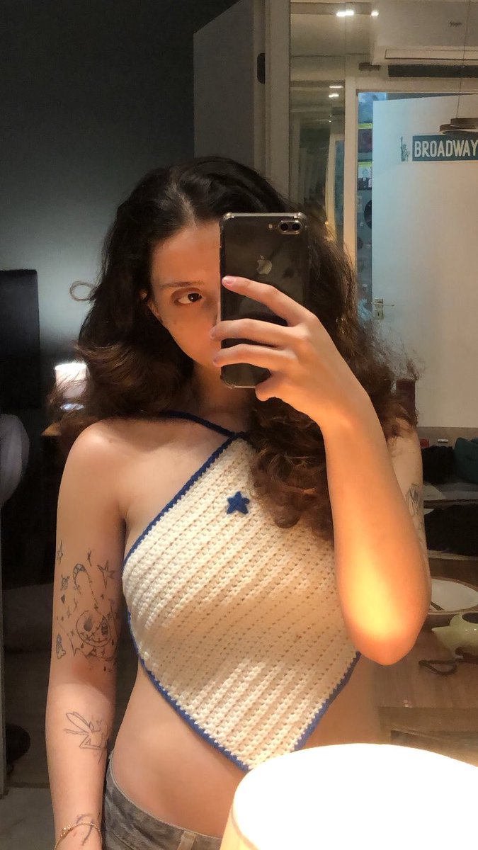mitskilc's tweet photo. morri agorinha de ser tão obcecada pelo caprichoso https://t.co/r8iPJQShqg