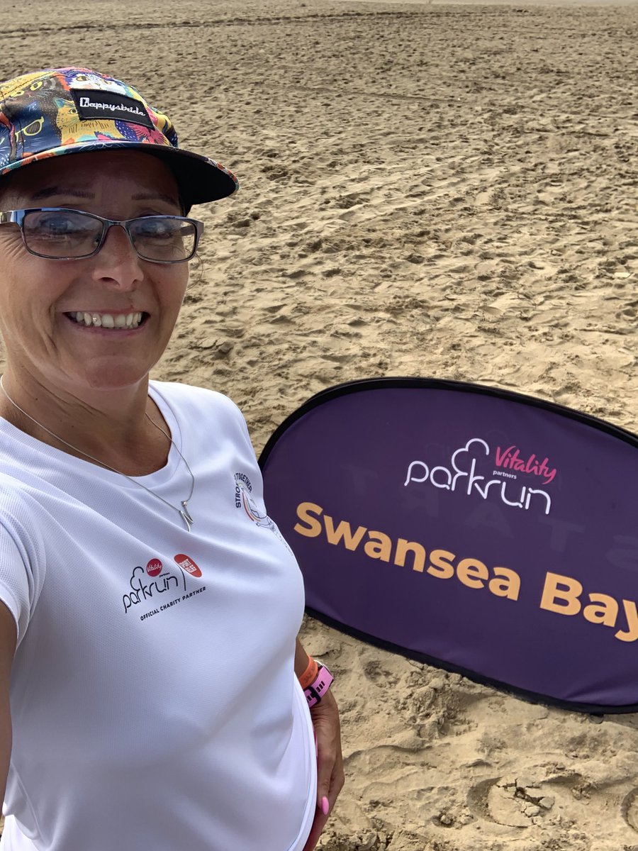 dulciedarling1's tweet photo. parkrun day after ZERO sleep 😹✈️🔥
Home from Egypt at 6.30am… still showed up because the streak doesn’t quit 💪💛
Triple run combo: parkrun + warm up + cool down 🏃‍♀️💨
31:16 • Swansea Bay #460 • 417 runs • 120 vols 🌊✨#ukrunchat #happystride #runr #loveparkrun #parkrun https://t.co/qWMKtJVSpi