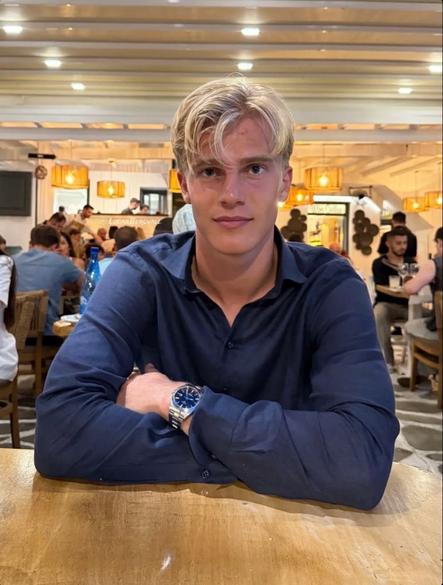 blondgivers's tweet photo. gringo lindo loiro louco de amor pra dar 🙏🏻 https://t.co/saPWpZQ8ui