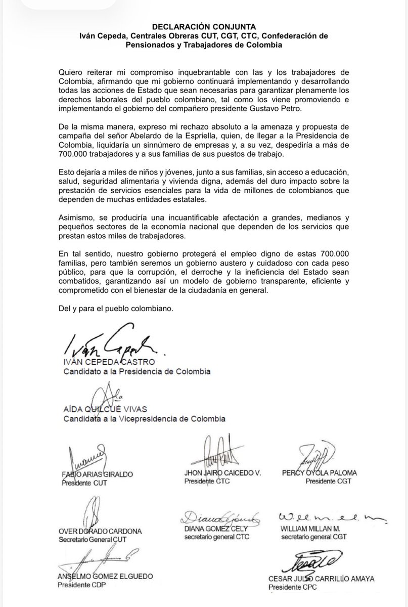 GustavoBolivar's tweet photo. NOTICIA
El Presidente @IvanCepedaCast anuncia que protegerá el derecho al trabajo digno de millones de trabajadores y que no habrá despidos masivos en su gobierno. 
Aquí el acuerdo al que han llegado Iván y Aida con las tres grandes centrales obreras de Colombia.
RT. https://t.co/0kN9FSi9wL