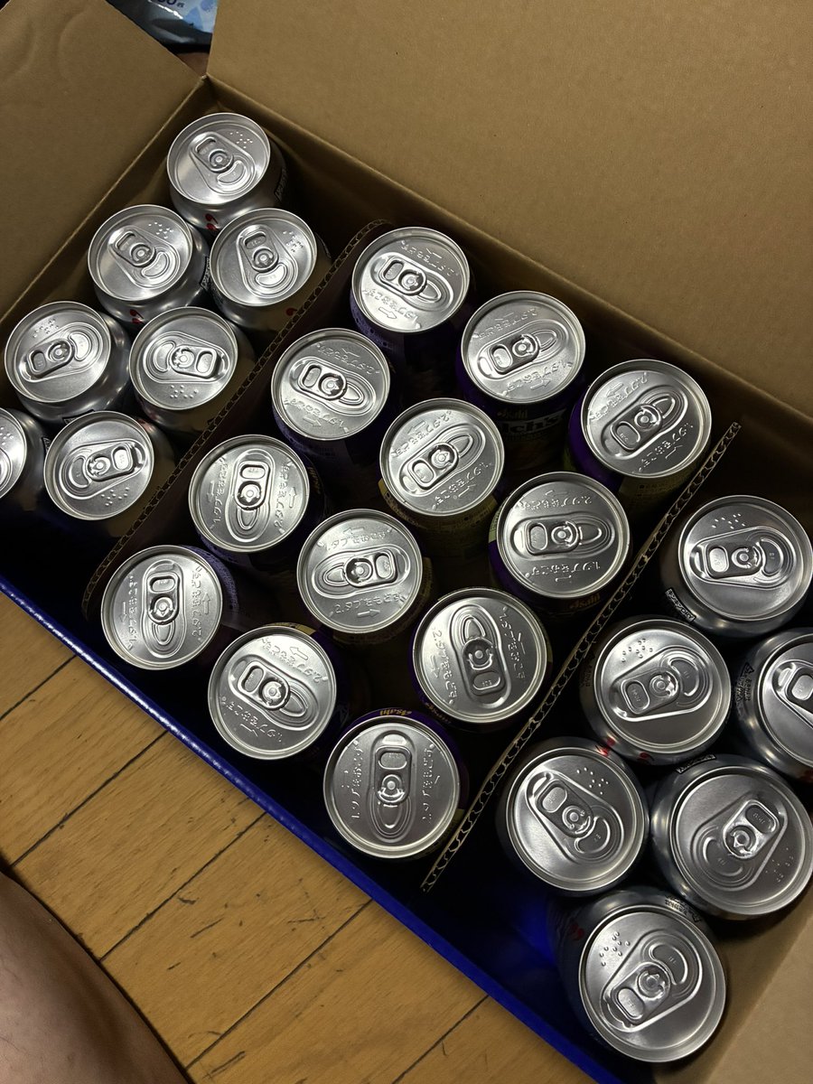 enmido3339's tweet photo. 2026.6.20
明日は父の日ですね。
息子が、大好きなビールを贈って
くれました。
ありがとうございます‼️
#父の日　#2026父の日
#アサヒスーパードライ
#AsahiSUPERDRY https://t.co/E3SmE9eWFA