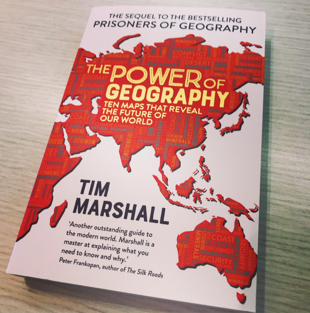 IsmailJussa's tweet photo. The Power of Geography: Ten Maps That Reveal The Future Of The World by Tim Marshall. Kama wewe ni mfuatiliaji wa geopolitics na mienendo ya siasa za kimataifa hupaswi kupitwa na kitabu hichi. Ni mwendelezo wa kitabu chake cha awali cha The Prisoners of Geography. #Geopolitics https://t.co/fN3oFchOqX
