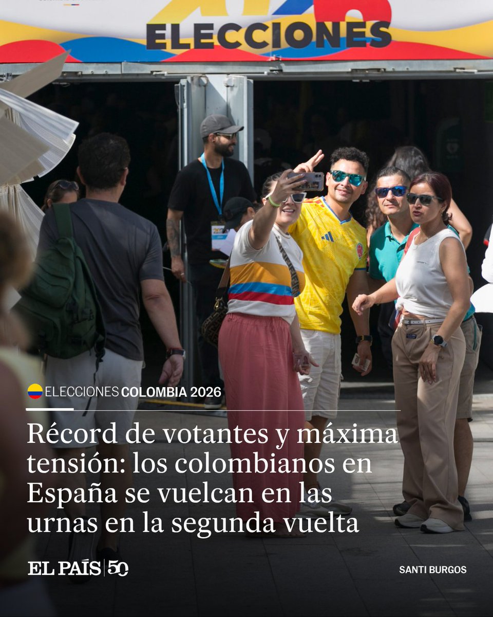 elpais_america's tweet photo. Al igual que en Colombia, la contienda parece reñida en España. En primera vuelta, Cepeda obtuvo el 42,57% de los votos y De la Espriella, el 40,76%. En mayo, 127.637 personas votaron. Para la segunda vuelta, hay 307.997 ciudadanos habilitados para votar https://t.co/N7v2BaDsu1 https://t.co/nS62ljpUBY