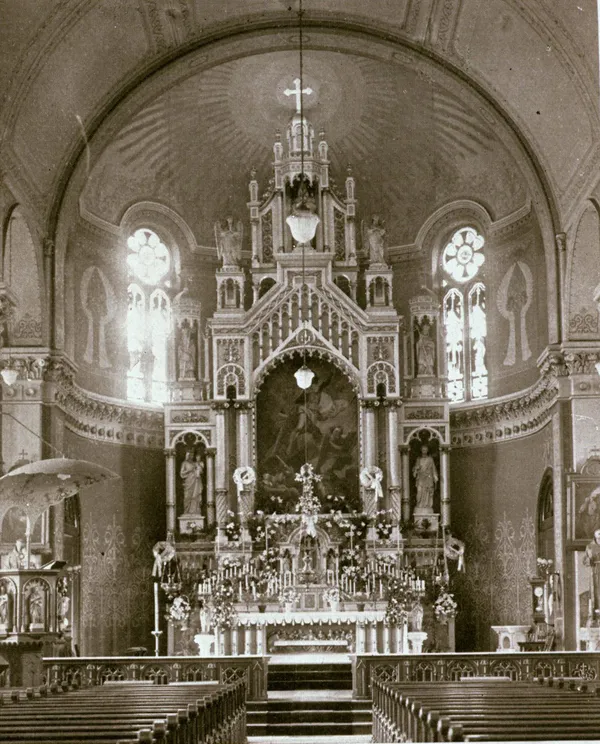 gmoult's tweet photo. the worst post-vatican ii church renovation I've ever seen is st. hedwig in south bend https://t.co/91h60sRqxG
