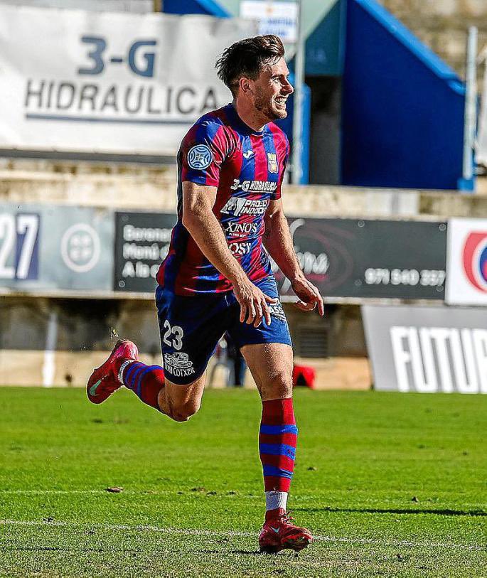 ATBxtra's tweet photo. 🆕 L’@atleticbalears tindria a Toni Penyafort, jugador de la @udpoblense, a la seva llista de candidats per la temporada 26/27.

✍🏻 El davanter mallorquí hauria decidit signar amb el @CD_Alcoyano del mateix grup que els balearicos. @__AngelGarcia__ https://t.co/tQkhN1jfGD