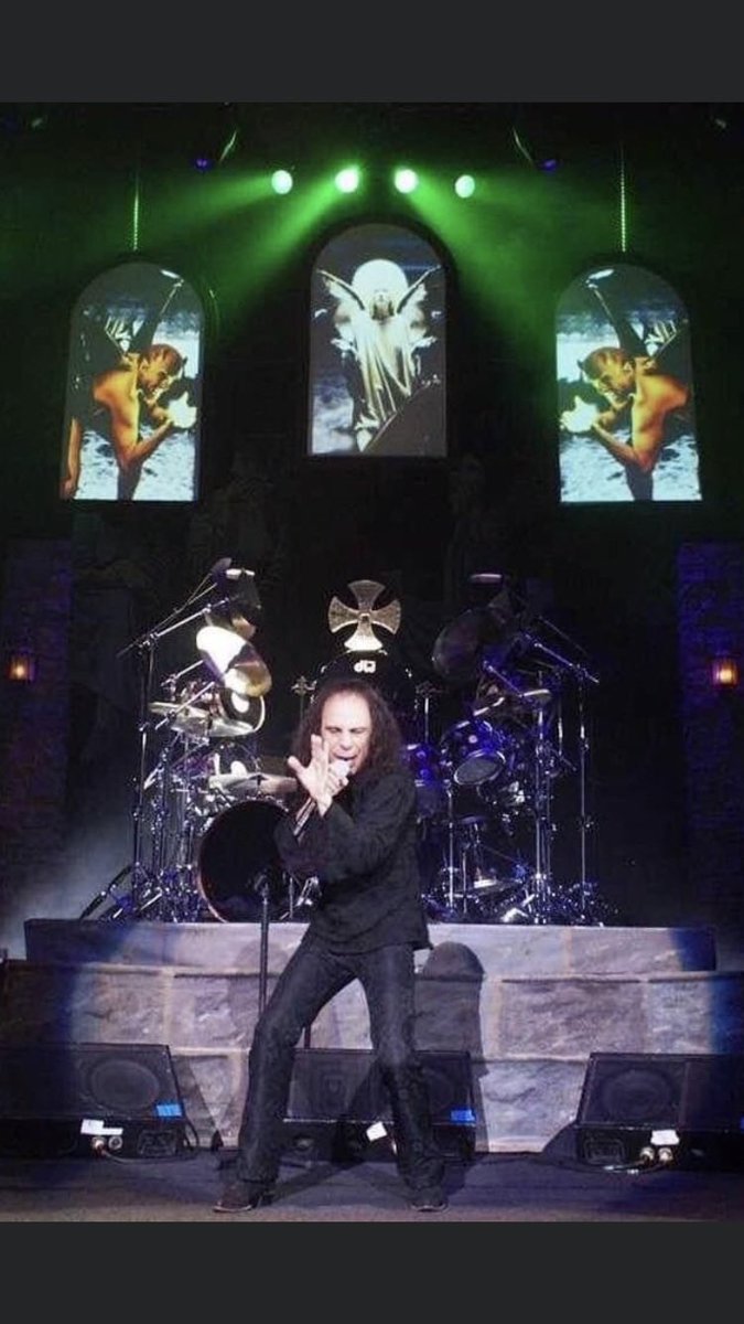 Joe_Chitwood's tweet photo. @def_leppar20044 Ronnie James Dio for the win https://t.co/eXwZlj6Adc