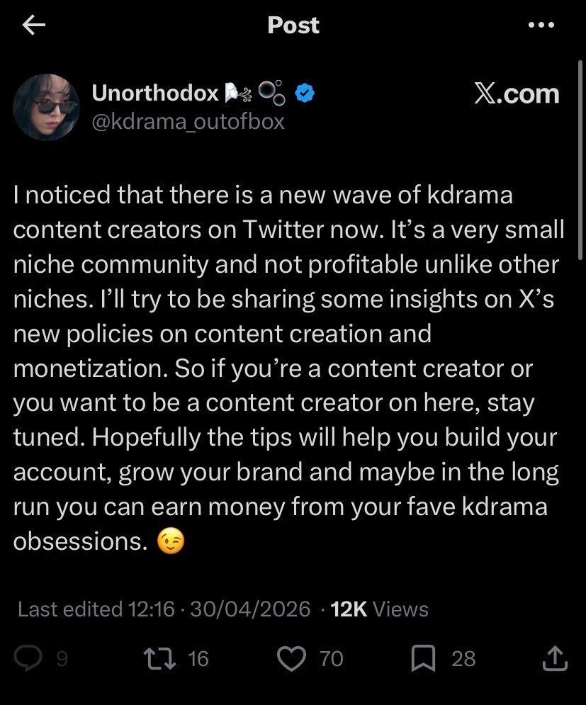 dollyoons_'s tweet photo. reminder that this dumb bitch and her blue check minions consider themselves as kdrama content creators and want engagement and money from the nonsense they post https://t.co/HTW1Rgncf8