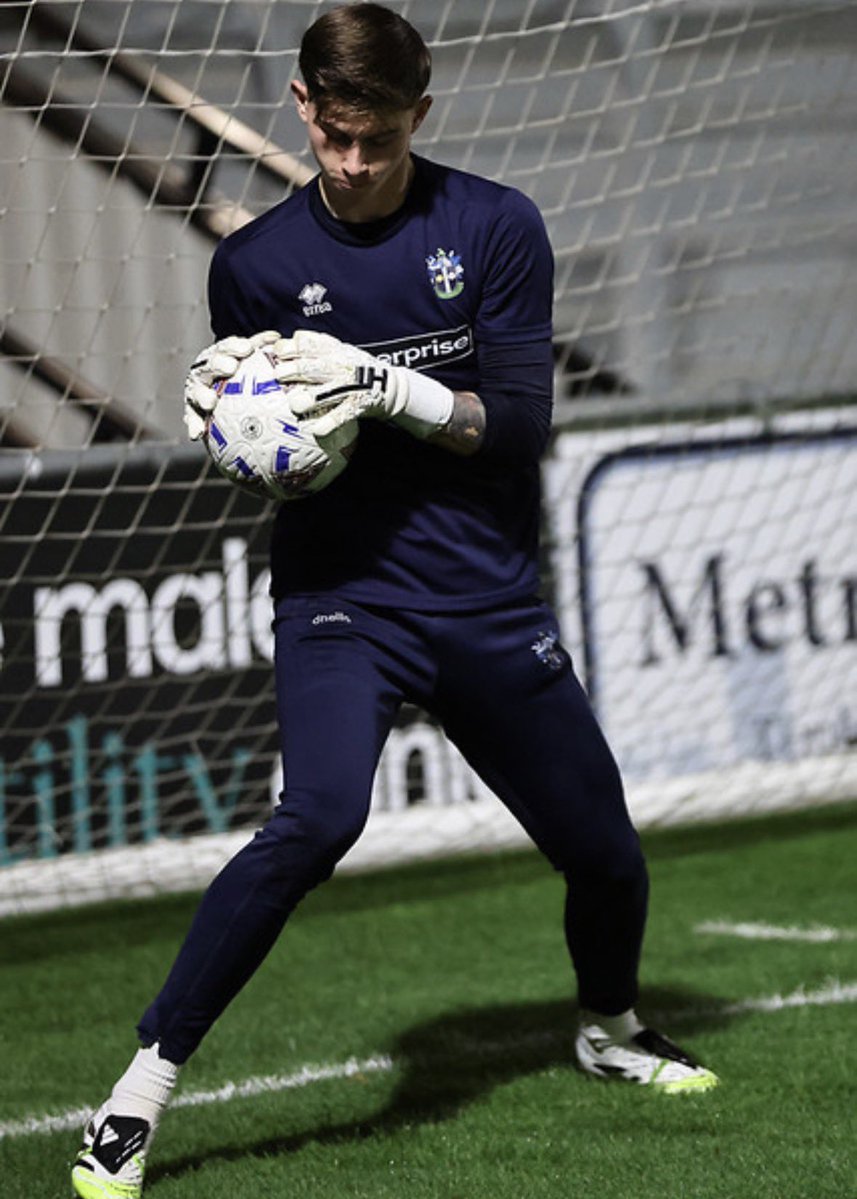 FreeAgentsFC's tweet photo. Name: Kian Eyers
Age: 18
Location: Kent
Position: GK
Previous Clubs: Sutton United Academy and First Team, Sevenoaks Town u18 and First Team, NW London

Looking for Step 4-6 https://t.co/aryEbYSYHP