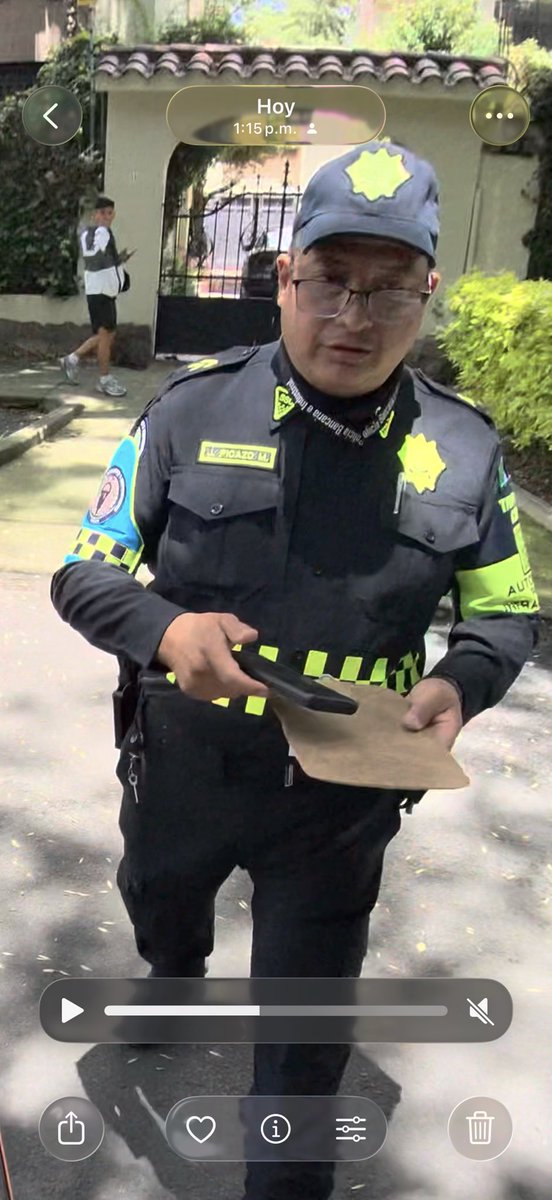 donvenito82's tweet photo. @mueveciudad @Profeco @TFJAMexico @LaSEMOVI @SeGobCDMX minimo si van a estar robando al publico aun y cuando hay tiempo en los parquímetros deberían ser igual de rápidos para quitar la araña que como lo son para robar!
Llevamos 1 hr desde pago y nada! Ofic: Jaime Picazo M. https://t.co/uMYfdGmIEB