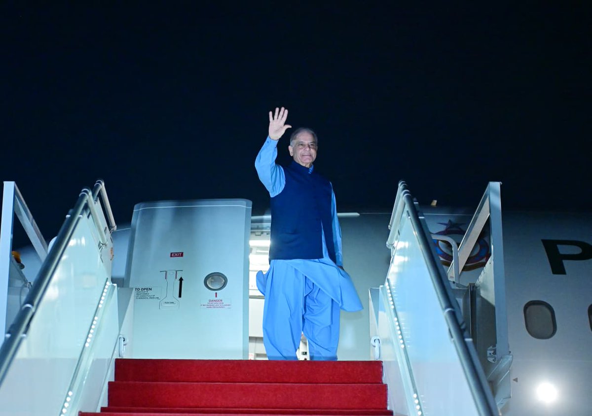 GovtofPakistan's tweet photo. Prime Minister Muhammad Shehbaz Sharif departs for Burgenstock, Switzerland on an official visit. https://t.co/Sp9Z3hTCzG