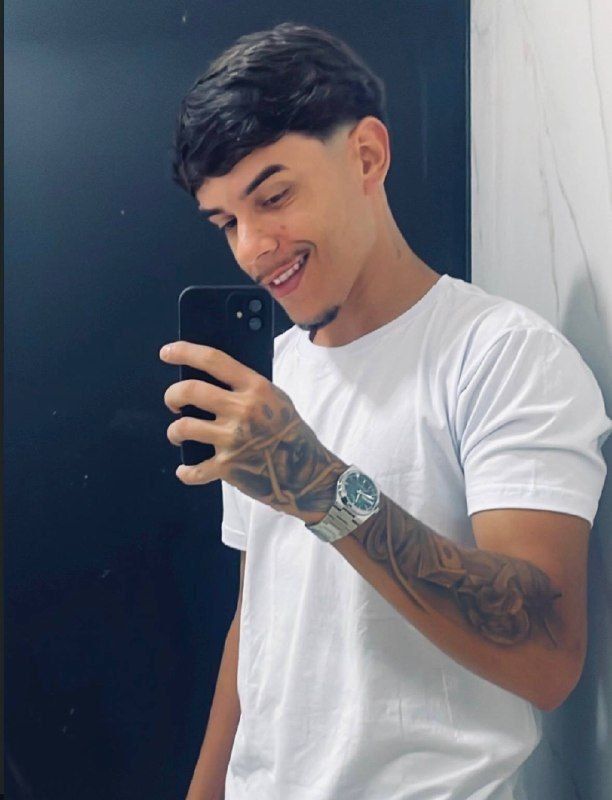 TimTimothylnwq's tweet photo. Que delícia esse pauzudo 💦💦💦

🔥 Completo 👇

➡️ https://t.co/SxO0WS5FzD https://t.co/vbM5Eb8J3J