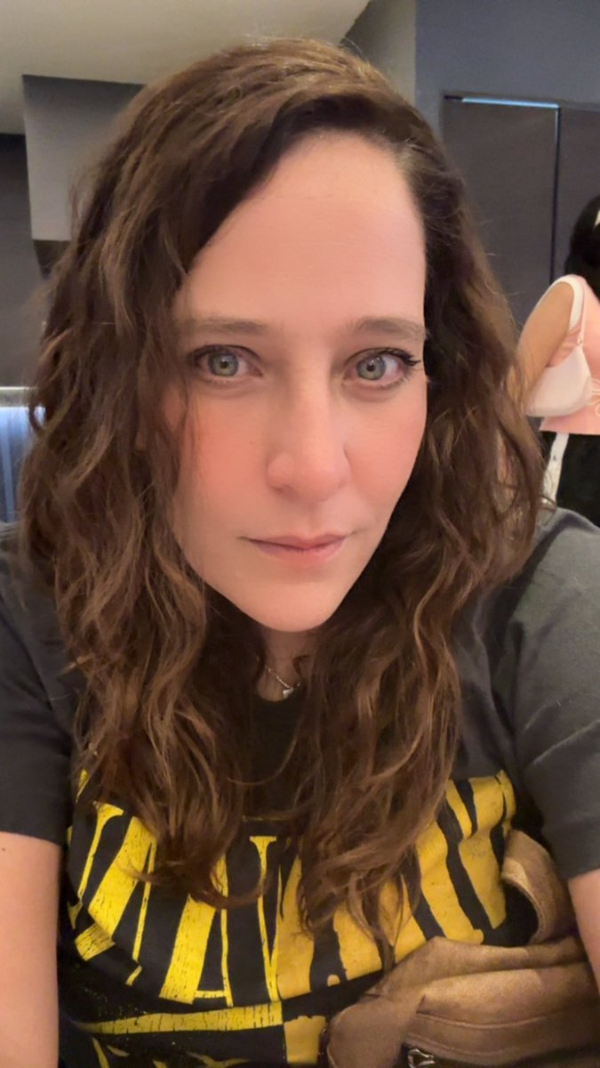 ferpert's tweet photo. 👀 https://t.co/wy1O1GbRlD
