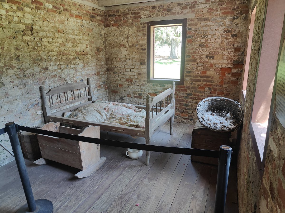 Author_ChilubaJ's tweet photo. Great visit to @Boone_Hall, a historic site worth a visit https://t.co/hyAbpp7H4L