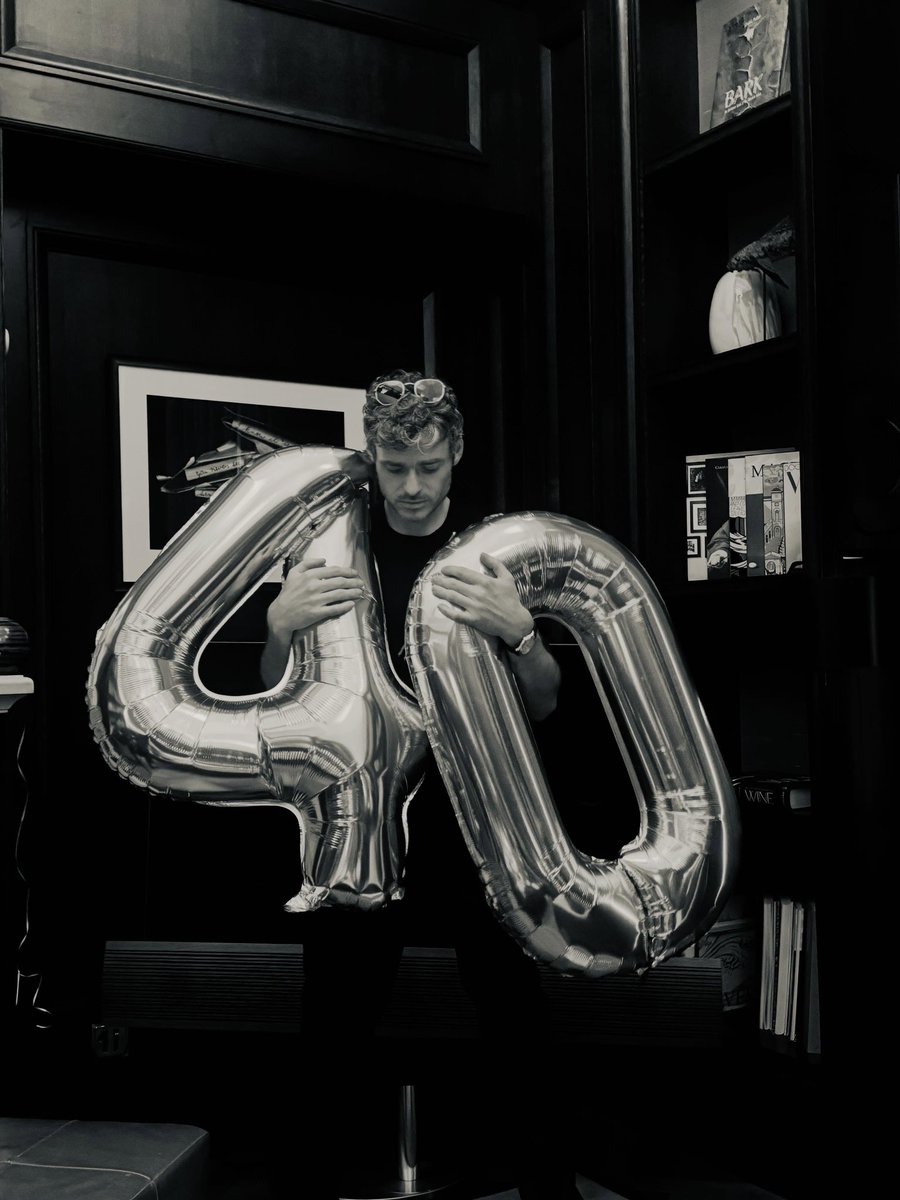 richardmupdates's tweet photo. 📸 Richard Madden posted on Instagram!

“Just gettin started.” https://t.co/MtY8buwbAr