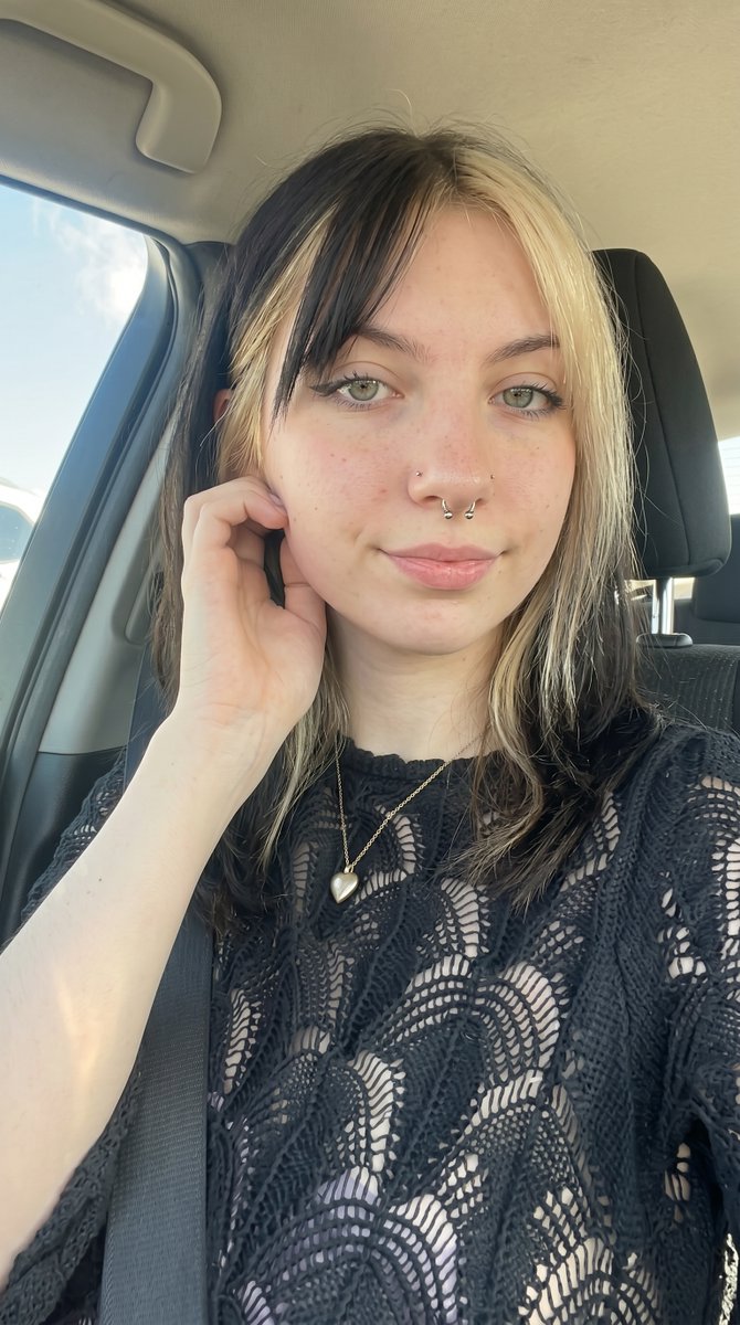 Laurafireh's tweet photo. Toda natural... https://t.co/J07GoUXALA