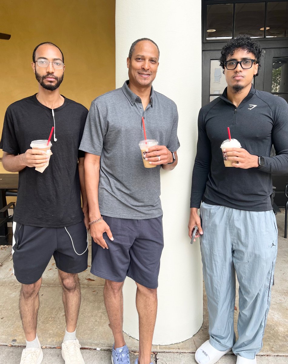 angfstar's tweet photo. Happy Father’s Day weekend to the best DAD to our 3 SONS and best HUBBIE to me - we are thankful that God gave you to our family✝️
#we love you Big B🩵 @starchamps4life @byronstarks https://t.co/NX1XhbS6zV