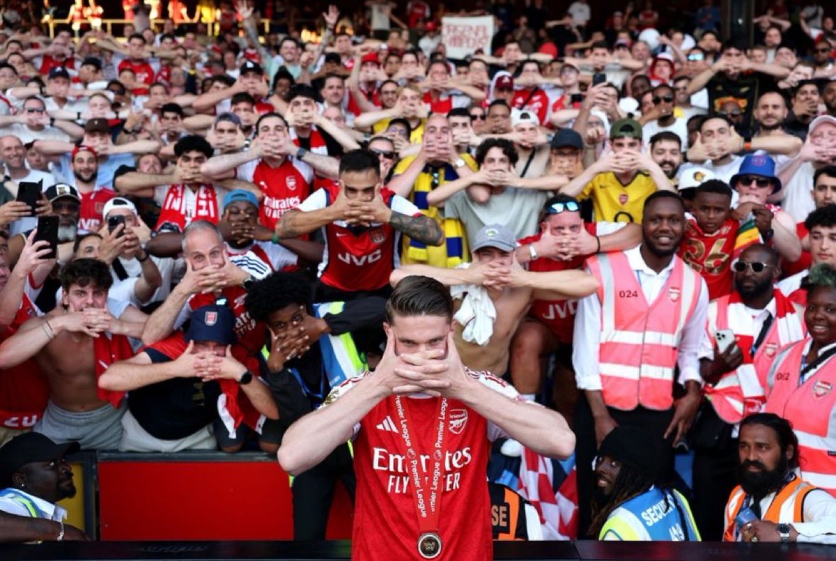 Haider360's tweet photo. @Spirit_Handle @unknow7086 @dxnielafc @YankeeGunner His 2026 contribution is a massive reason why you got to celebrate a first title in 22 years so… 😂😂 https://t.co/JqEdjcqdfB