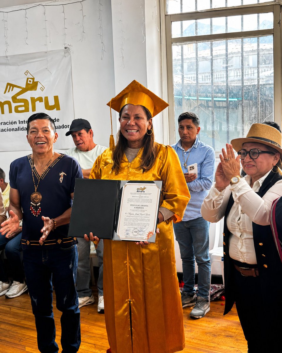 JuliaAnguloEc's tweet photo. 💜🤝 Recibo con gratitud y humildad el reconocimiento “Amawta Achimama” otorgado por AMARU.

Este honor fortalece mi compromiso de seguir trabajando por los pueblos y nacionalidades del Ecuador, con respeto, inclusión y resultados en territorio. 🇪🇨

#JuliaAngulo #PueblosYNacionalidades