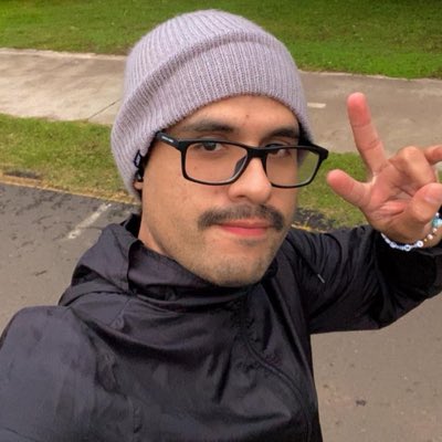 joelasad's tweet photo. #NuevaFotoDePerfil https://t.co/DualDhSDbR