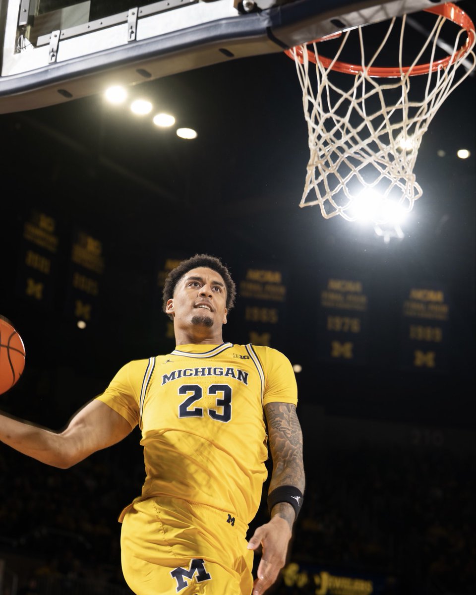 Michigan Men's Basketball tweet media