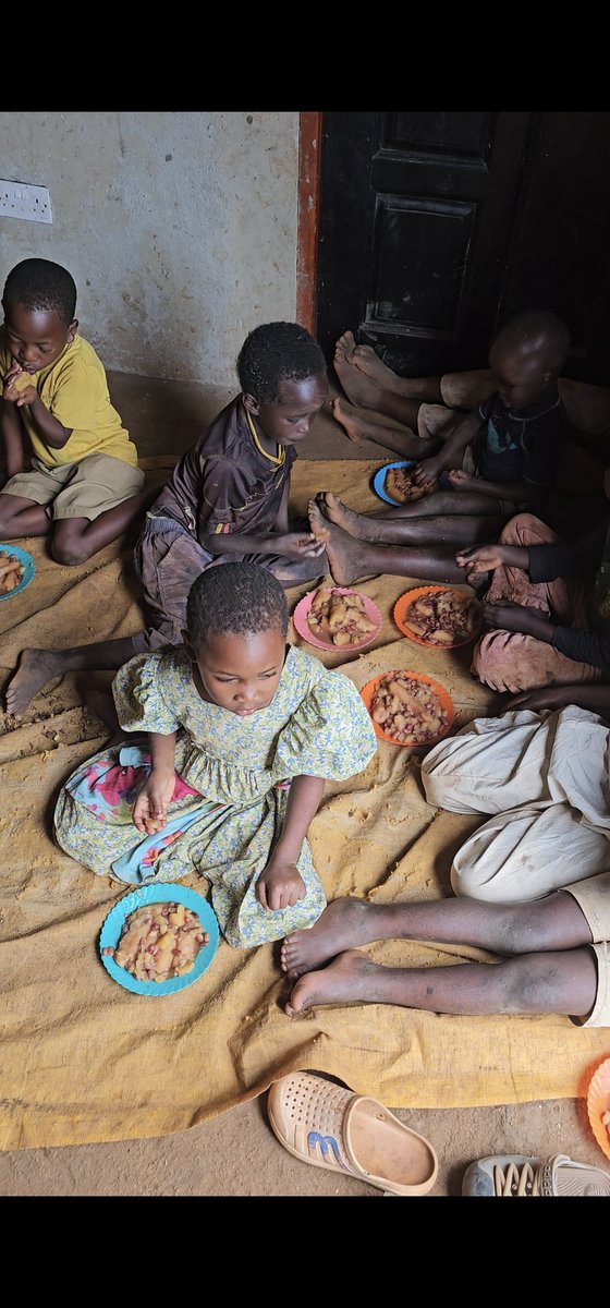 TeamSaveOrphans's tweet photo. Team Save Orphans Uganda supports 86 vulnerable children with shelter, daily meals, clothing, medical care, and education.

Join us in making a lasting impact. Your donation provides hope and opportunity.

Contact: teamsaveorphans@gmail.com
DONATE 
https://t.co/tsj7YYfzOn https://t.co/hNqj0VWZcT