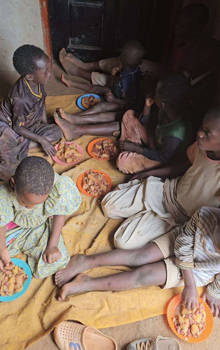 TeamSaveOrphans's tweet photo. Team Save Orphans Uganda supports 86 vulnerable children with shelter, daily meals, clothing, medical care, and education.

Join us in making a lasting impact. Your donation provides hope and opportunity.

Contact: teamsaveorphans@gmail.com
DONATE 
https://t.co/tsj7YYfzOn https://t.co/hNqj0VWZcT