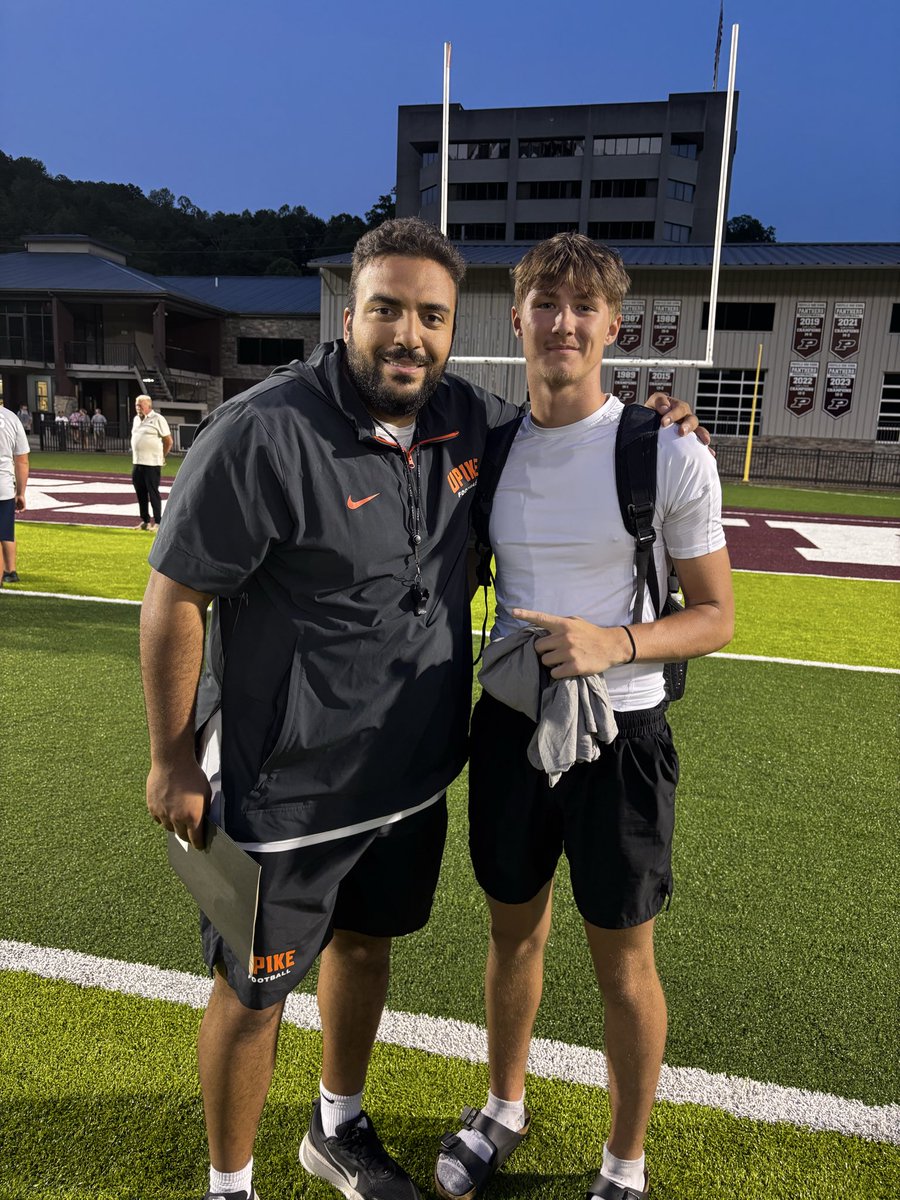 Kootze18's tweet photo. Thank you to @CoachMikeHarris and @UPIKEFOOTBALL for inviting to their Prospect Camp. I had an awesome experience. @coach_borrelli https://t.co/cqLSgrgytx