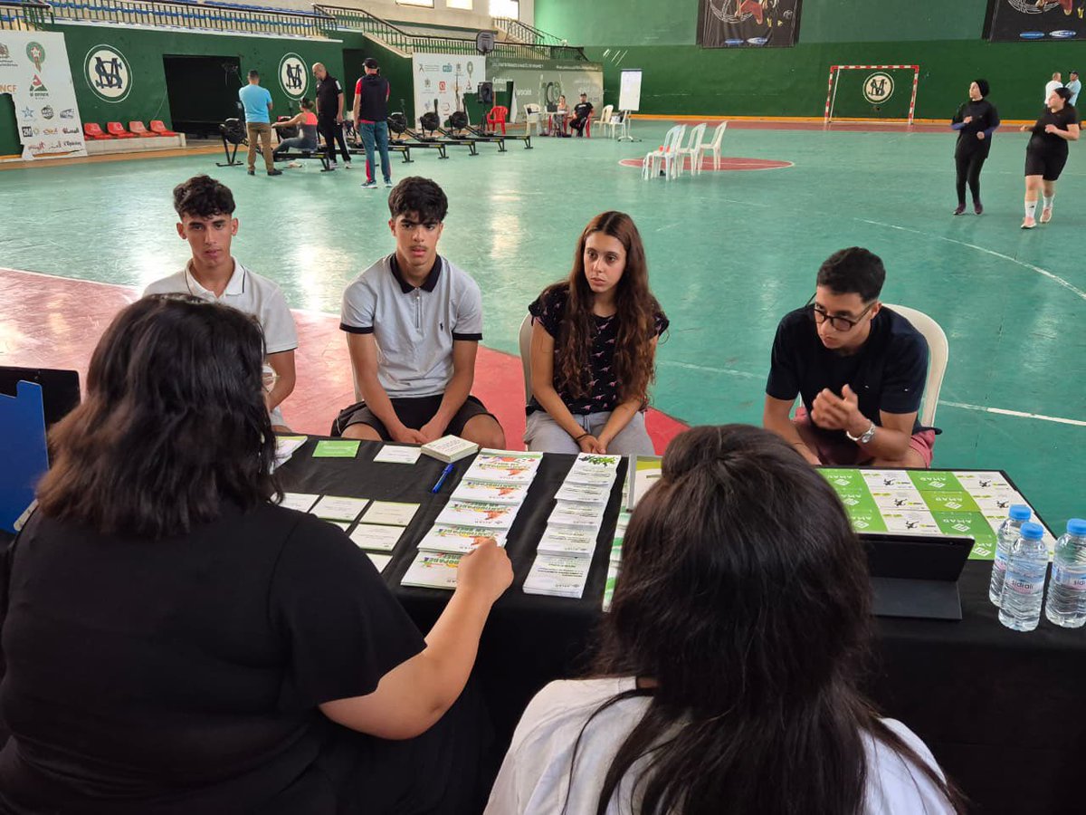 amad_maroc's tweet photo. Stand éducatif de l’AMAD avec la Fédération Royale Marocaine d’Aviron : entre discipline et savoir, nos rameurs gagnent de nouvelles rames pour naviguer vers l’excellence. https://t.co/xEDPOy6EC1