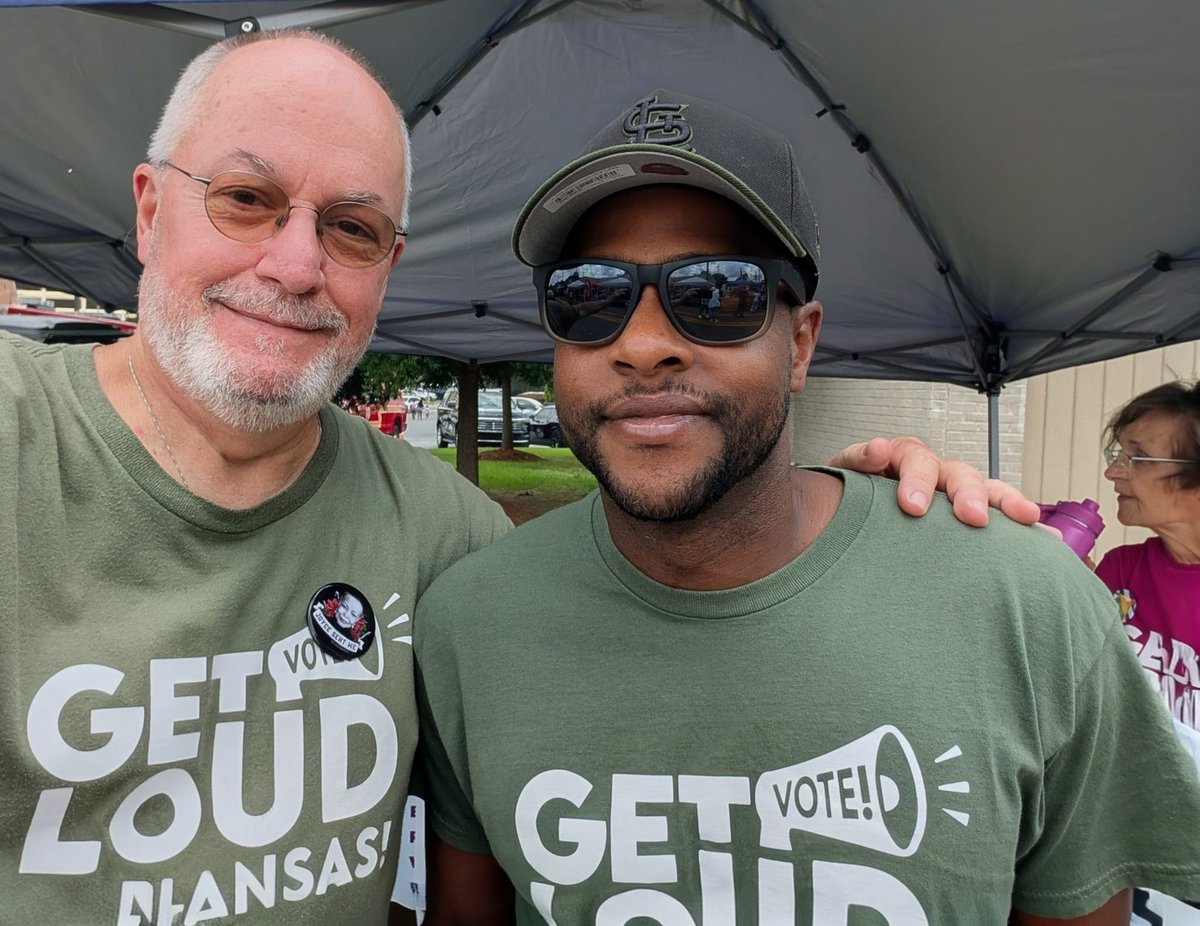 jdoyle916's tweet photo. We had a great time today working the @GetLoudArkansas voter registration table at the "Juneteenth in Da Rock" celebration on Historic 9th Street in downtown Little Rock! #GetRegistered #Vote #GetLoud https://t.co/TL8VuC17uo
