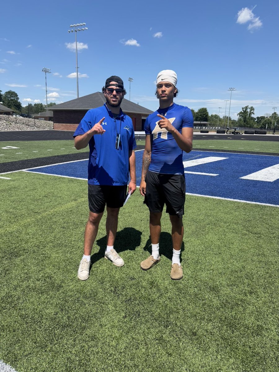 d1_kenton23's tweet photo. Thank you @LWUfootball for having me out. Thank you @Coach_Gurau for the invite. Played a little QB and ran a few routes today. 
Great environment and great staff. Hope to be back in the fall! 
@PrepRedzoneTN @CSmithScout @TnVarsity @TFCAFootball @HuntingdonFB @Wingtcoach https://t.co/DQz1kMYFo7