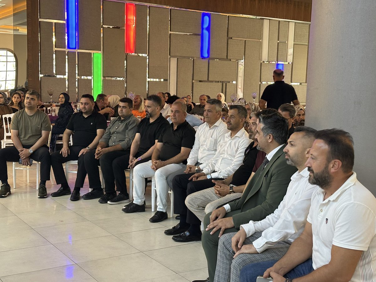 serikakparti's tweet photo. Yönetim Kurulu üyemiz Hamit Sarıdağ’ın yeğeni, Dila &amp; Erden çiftinin kıymetli oğullarının sünnet merasimine; İlçe Başkanımız Ahmet Söker, İlçe Koordinatörümüz İlker Koç ve teşkilatımızla katıldık.
Sarıdağ ailesini tebrik eder, evladımıza hayırlı ve sağlıklı bir ömür dileriz.🤲 https://t.co/DuWUlNJ0aC