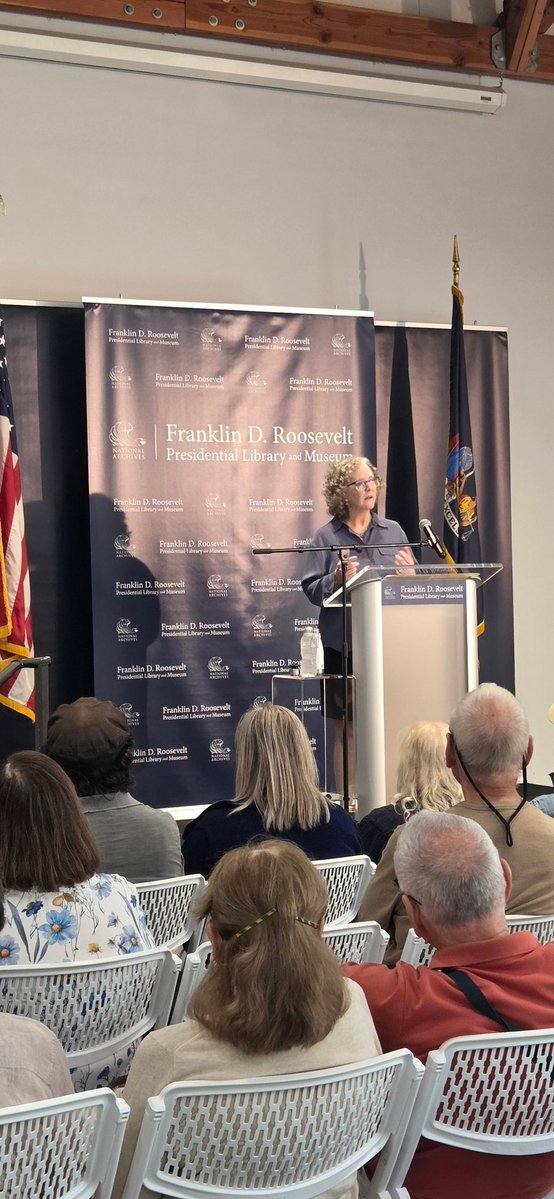 FDRLibrary's tweet photo. @StuckeyMary wraps up our afternoon with her keynote address on her book "Remembering Jefferson: Who He Was, Who We Are." #rooseveltreadingfestival https://t.co/9PzgKlBx9d